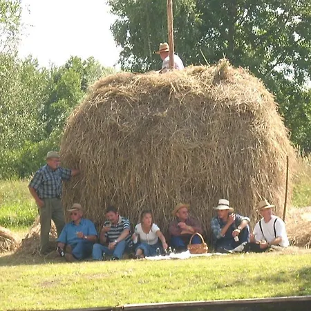 Spreewaldunterkunft Buchecker * Люббен
